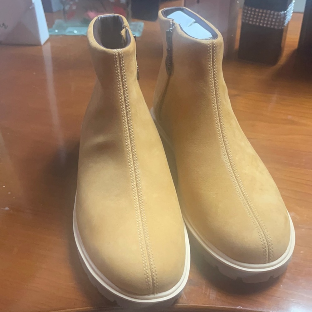 TIMBERLAND BROWN BOOTS - Picture 1 of 5